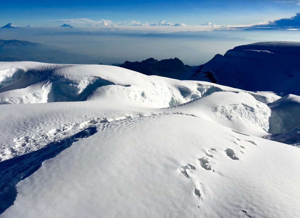 Wow, pretty amazing view from the top of Ecuador!